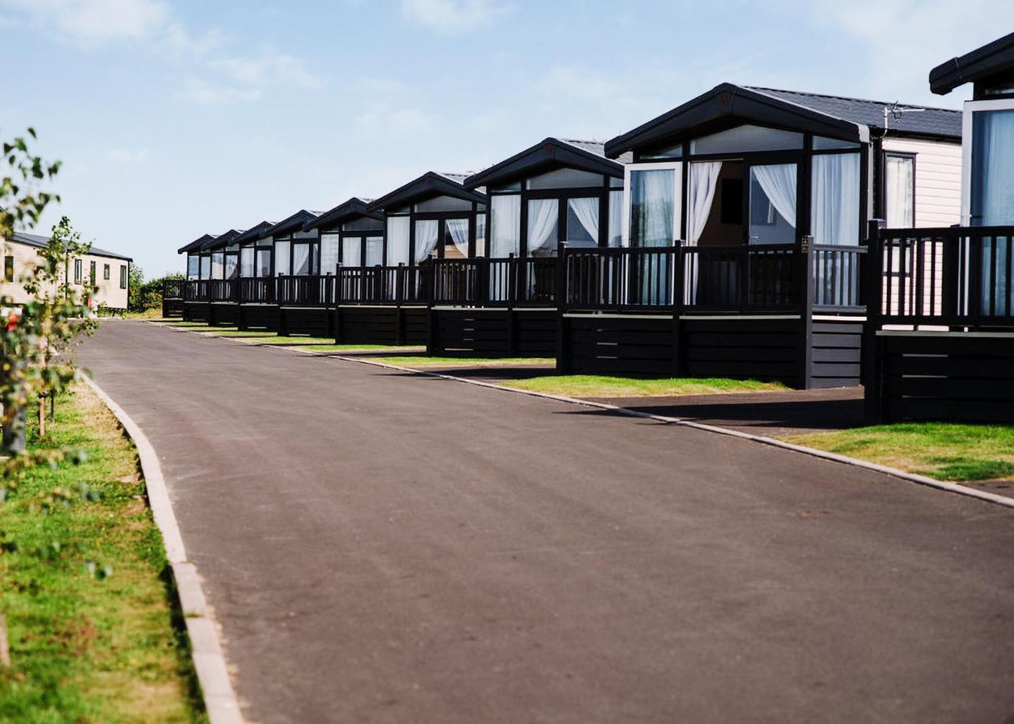 Hotel Green Meadows Country Park Harker Esterno foto